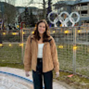 Meet your Posher, Whitney